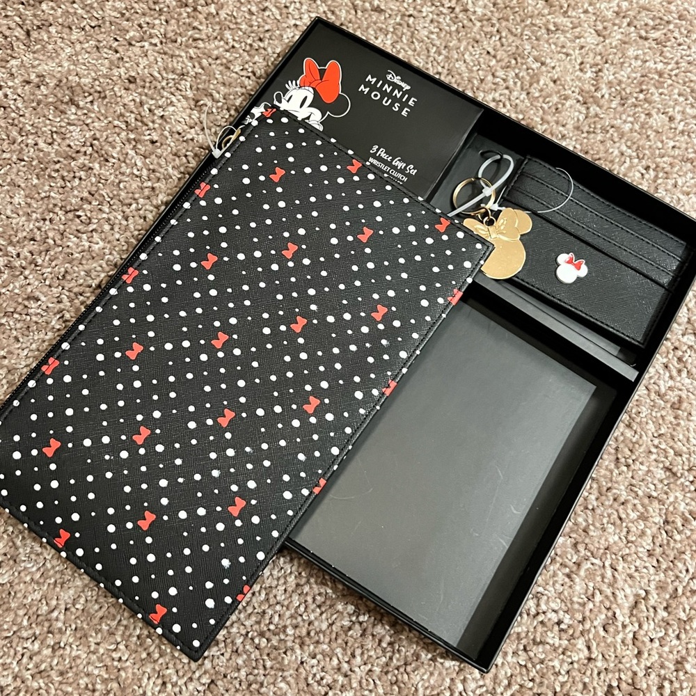 Minnie Mouse 3pc Set - Picture 3 of 4